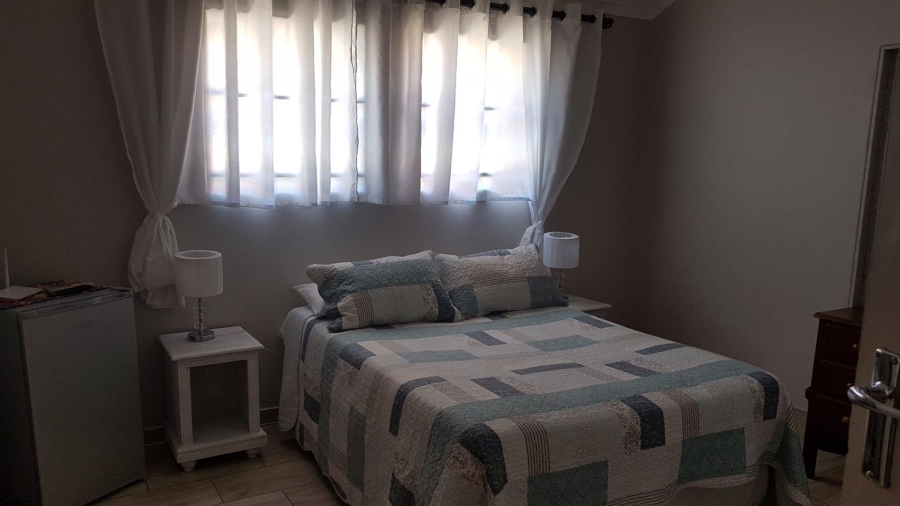 6 Bedroom Property for Sale in Cashan North West